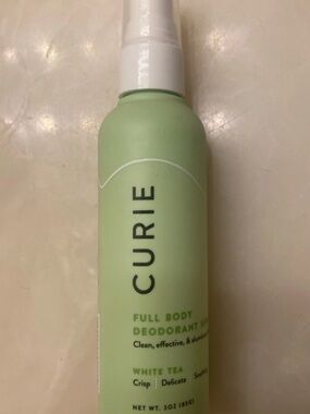 Curie White Tea Full Body Deodorant Spray — Light Green